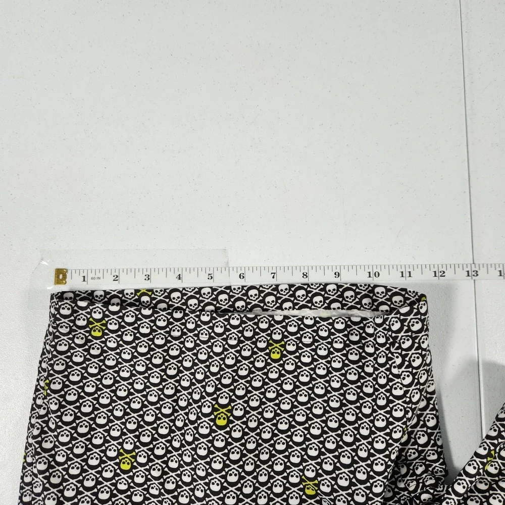 Collars & Co Mens High Voltage Skull Print‎ Swim Trunks Black White Neon Size M